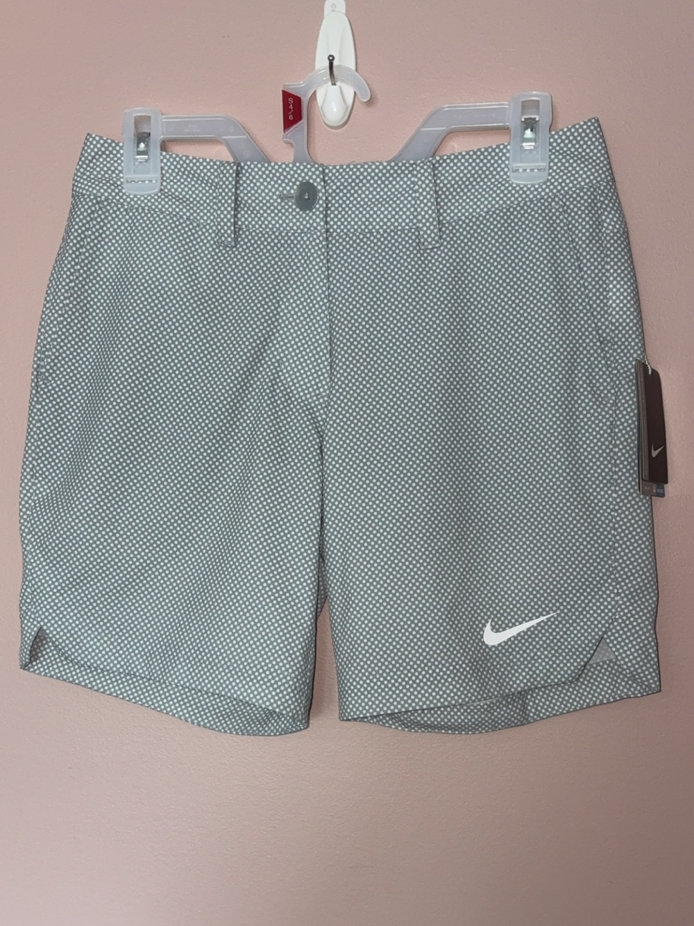 NWT Nike Golf Dri-Fit Grey Dot Pattern Golf Shorts with White Swoosh